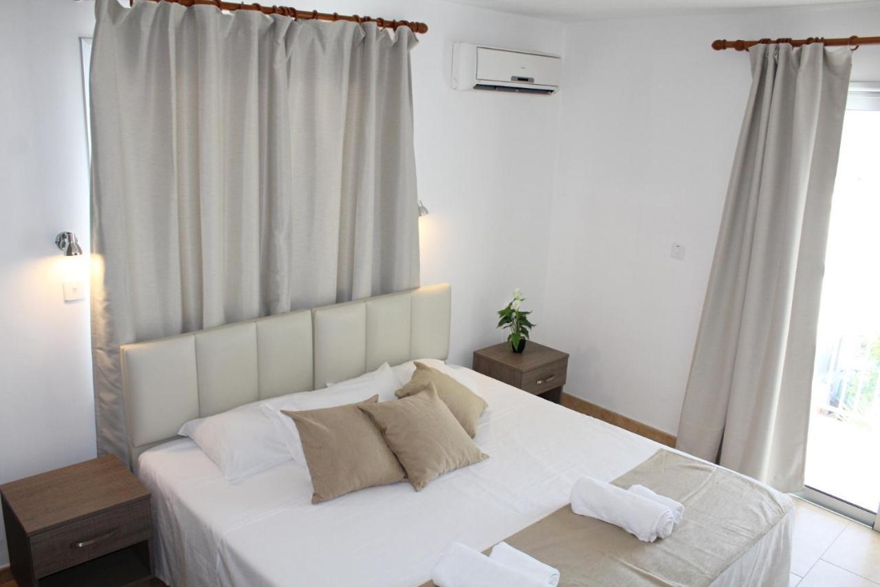 Maria Zintili Apartments Ayia Napa Exteriör bild
