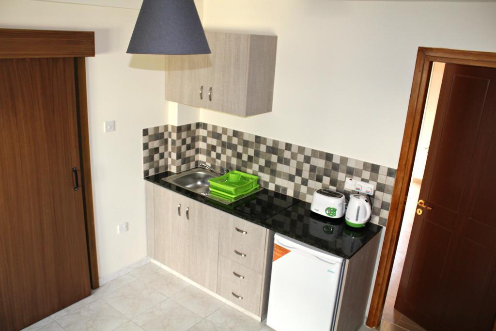 Maria Zintili Apartments Ayia Napa Exteriör bild